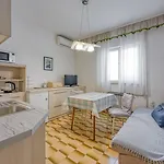 Gina Pensjonat Poreč